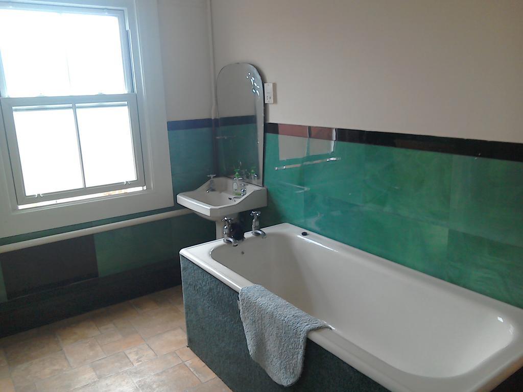 Station Hotel Hucknall Zewnętrze zdjęcie