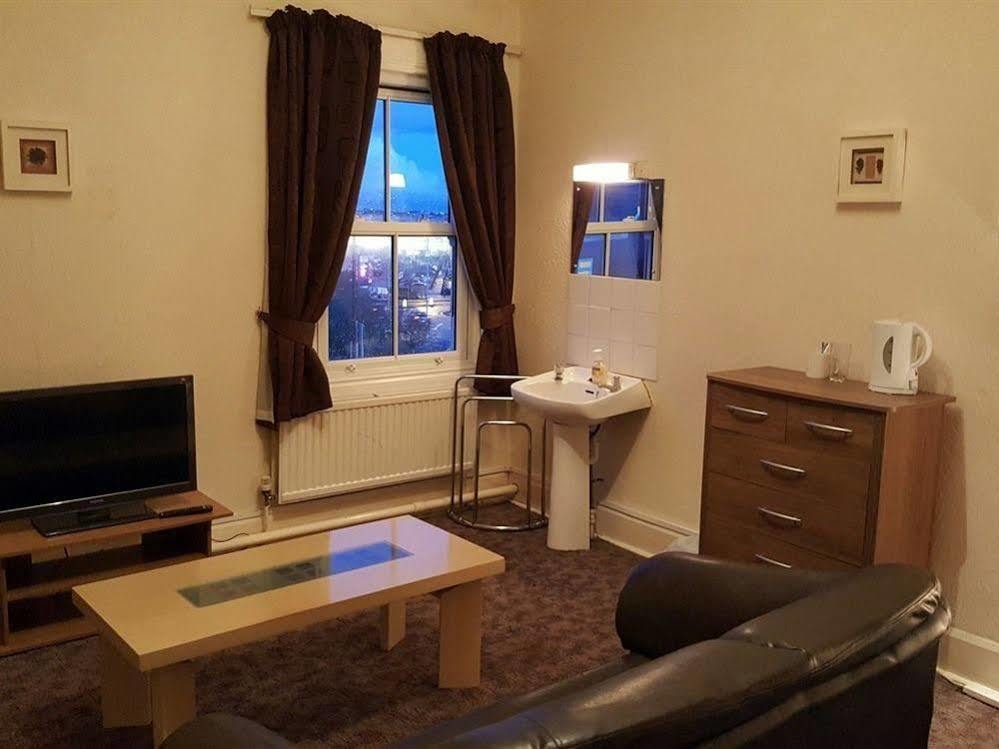 Station Hotel Hucknall Zewnętrze zdjęcie